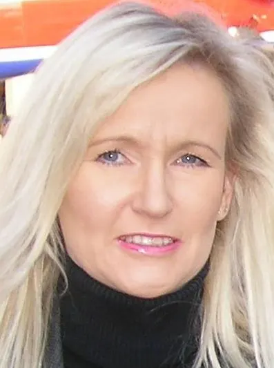 Porträt Dr. Eva-Maria Mende